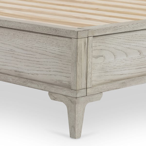 Veritas Queen Bed