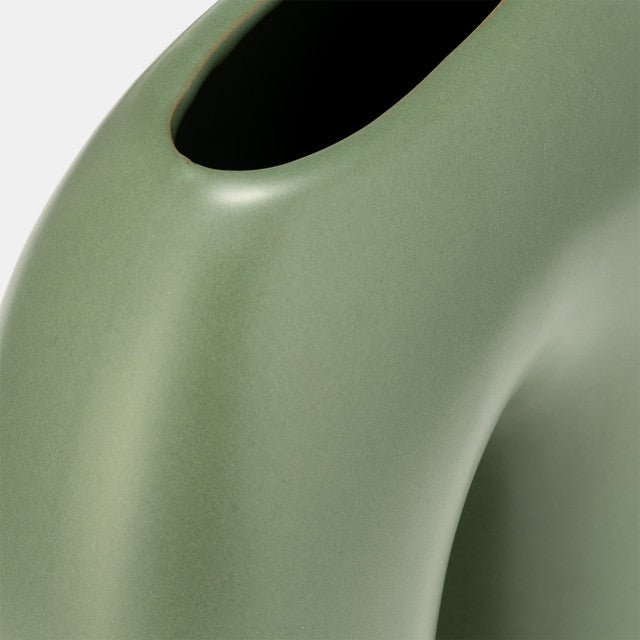 Horseshoe Vase*