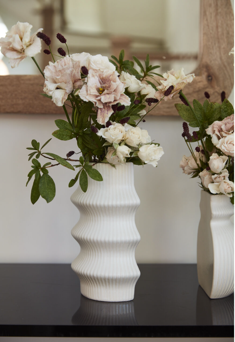 Claude Vase Bookend