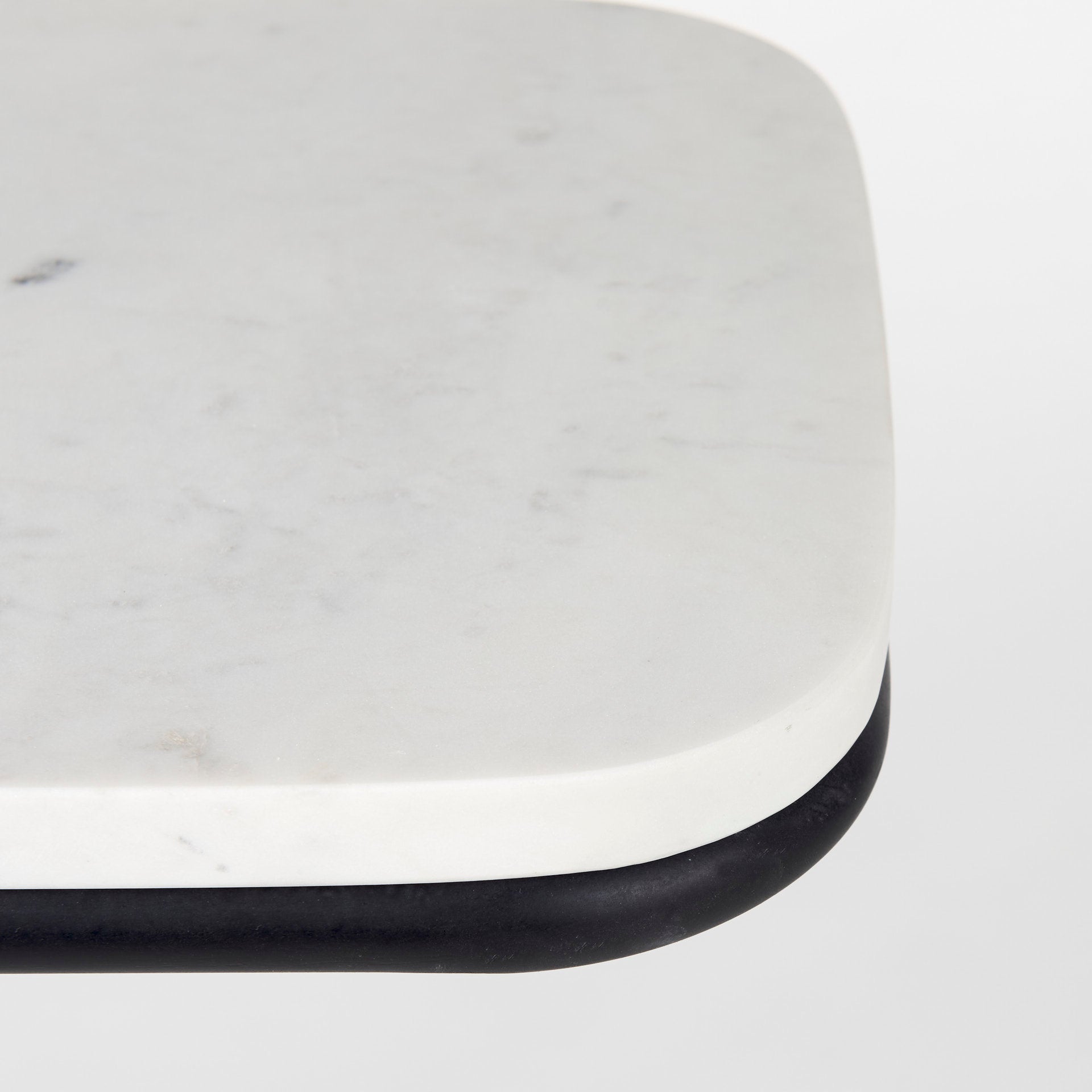 Kyra C Table