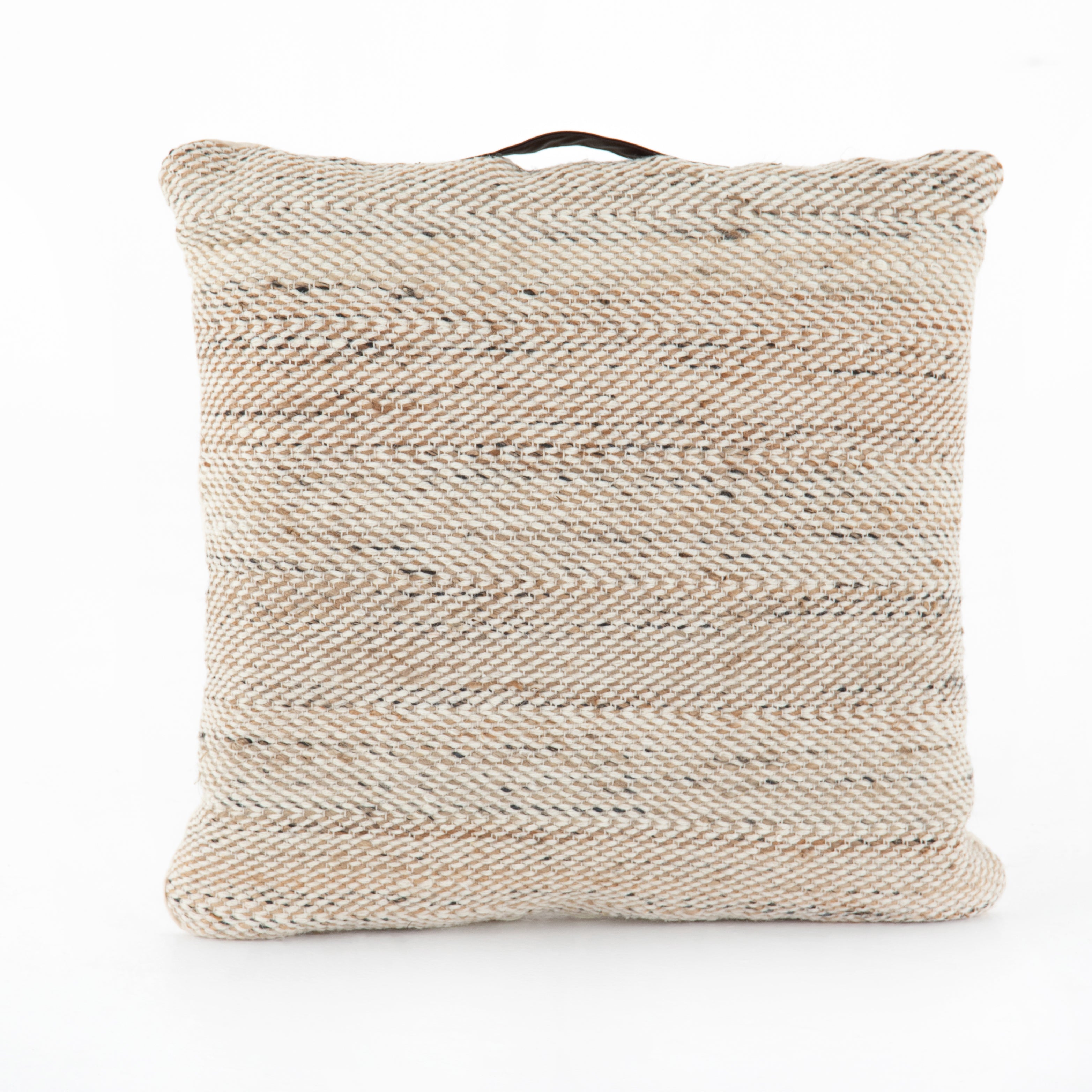 Neema Pouf