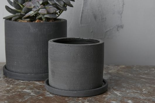 Easton Pot