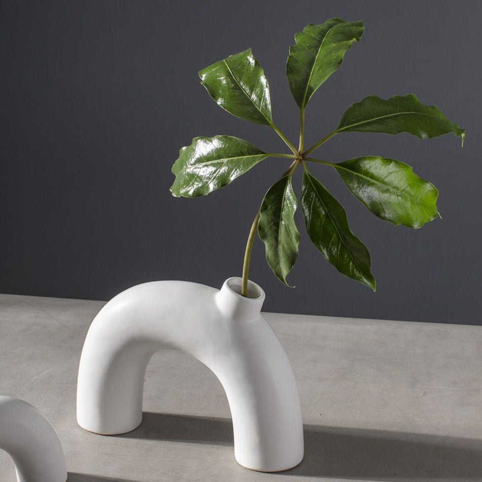 Elia Vase
